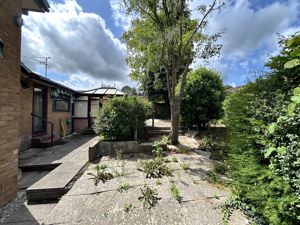 Photo 21- click for photo gallery